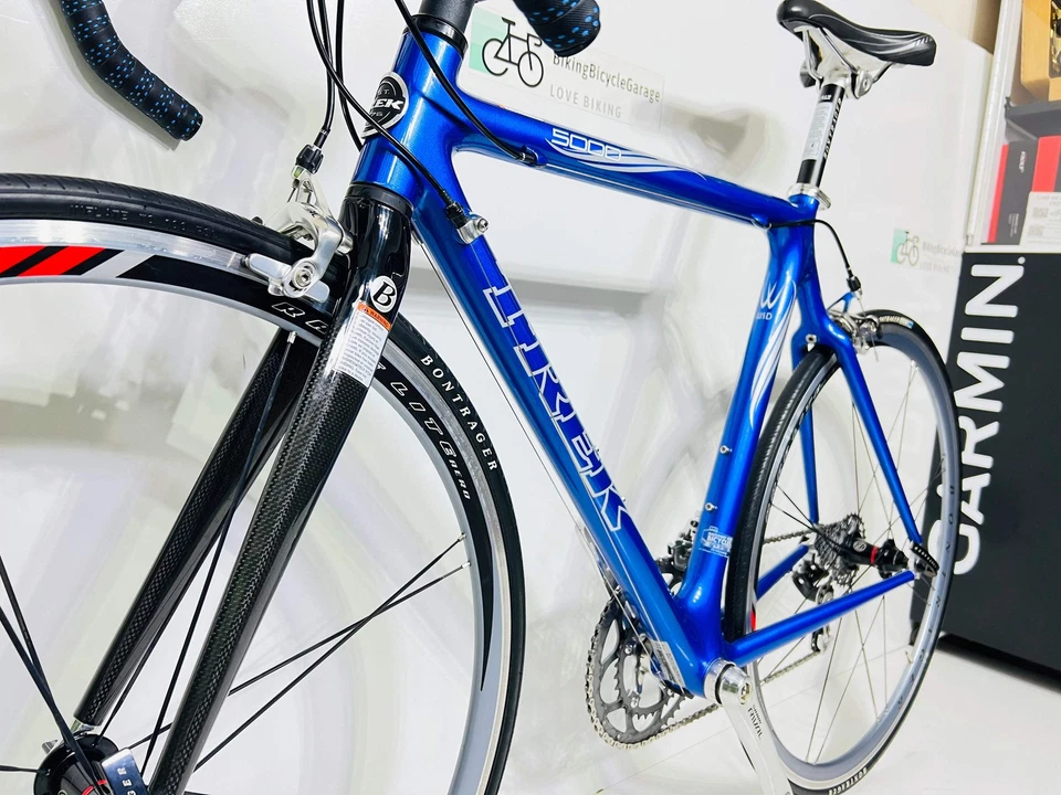 Used Trek 5000 WSD, full Sram Rival Carbon Road Bike Women’s, 18 Pounds! 54cm - Image 3 of 4