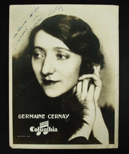 Photographie autographe de Germaine Cernay Chanteuse d'opéra à Mr Chabot 1934