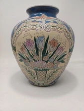Vintage WBI Chinese Porcelain  Floral Vase