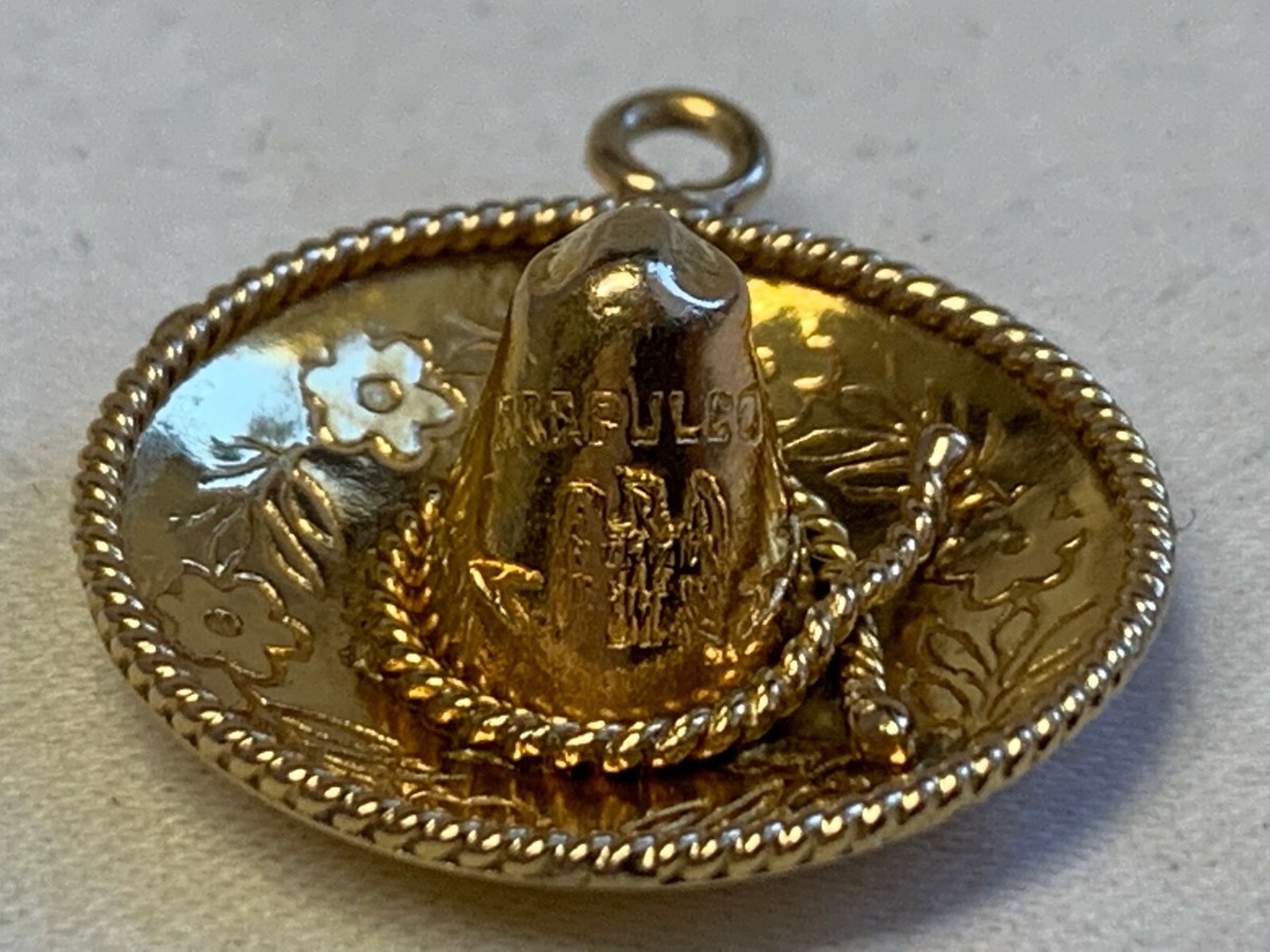 14K Yellow Gold Acapulco Mexico Sombrero Hat Pendant 2.72g Jewelry 