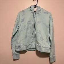 Vineyard Vines NWT Tie-Dye Popover Hoodie Quarter-Zip Sweatshirt in Baby Blues
