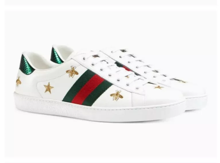 Authentique Gucci As pré aimé brodé « Abeilles et étoiles » taille 10 US/Euro 43,5