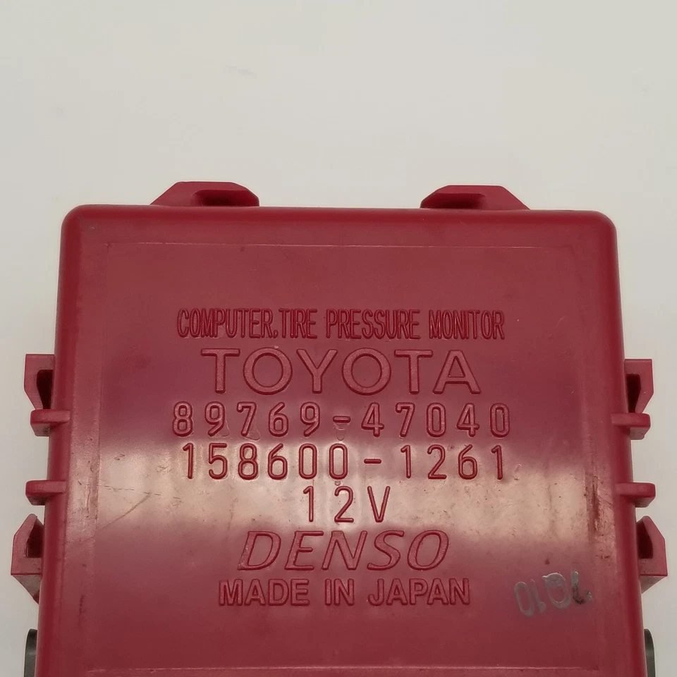 2012 - 2016 For Toyota Prius V Tire Pressure Monitor Module 89769-47040 - Image 3 of 4