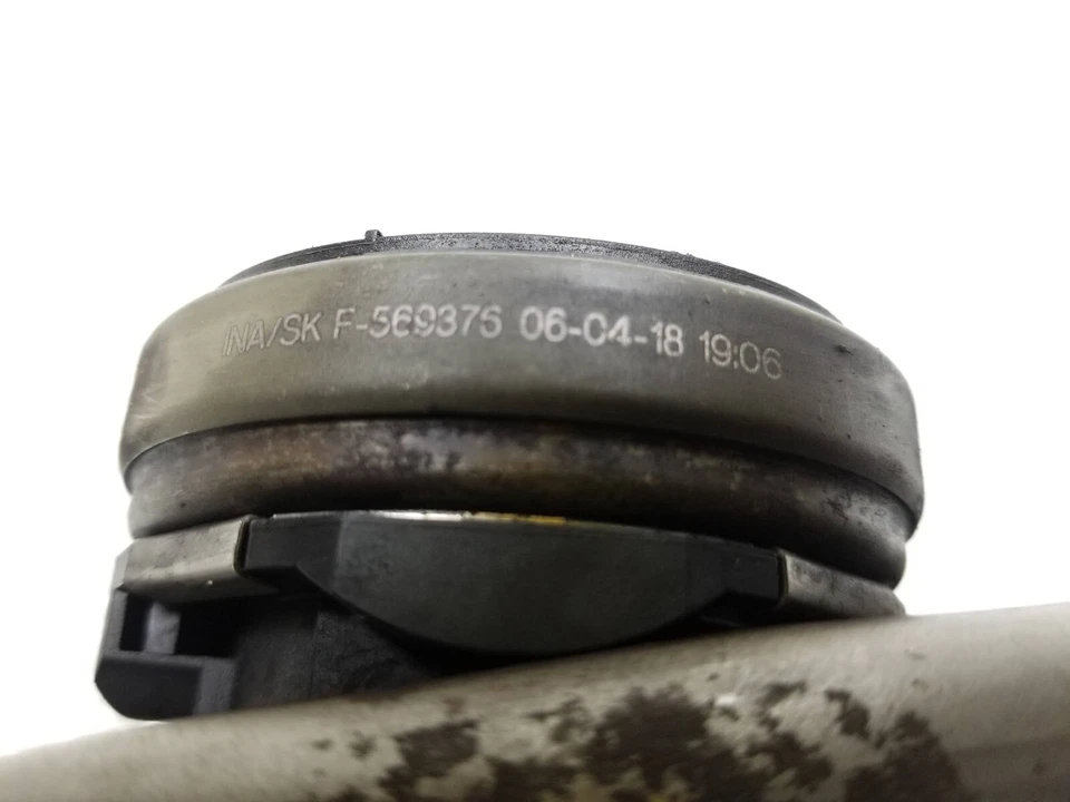 08 09 10 11 12 13 BMW 128i MANUAL TRANSMISSION CLUTCH FORK OEM - Image 3 of 4