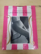 Victoria's Secret LASTING LUXURIES Sheer Control Top Royal Ruby Pantyhose Sz M