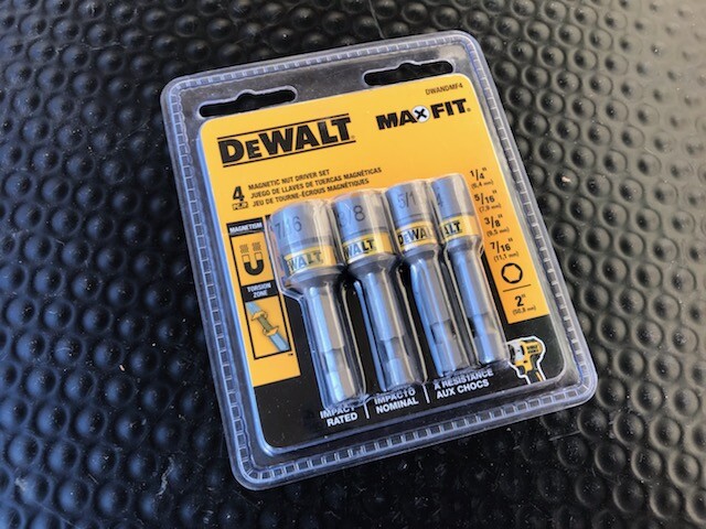 DEWALT Model DWANDMF4 Maxfit Magnetic 2 