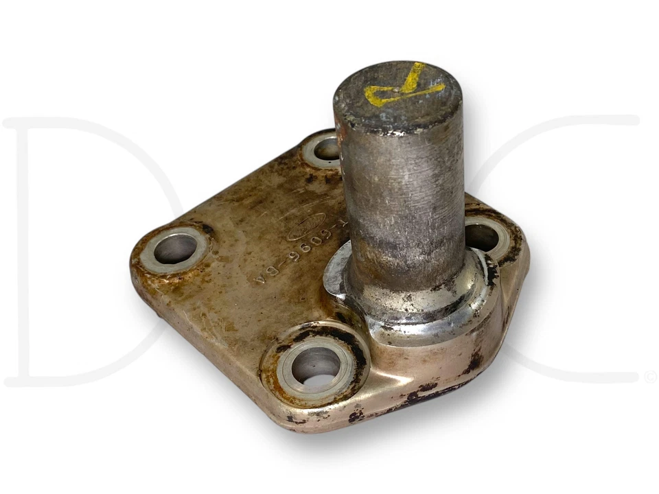 88-94 Ford F600 F700 Diesel RH Right Passenger Engine Mount Bracket - Image 3 of 4