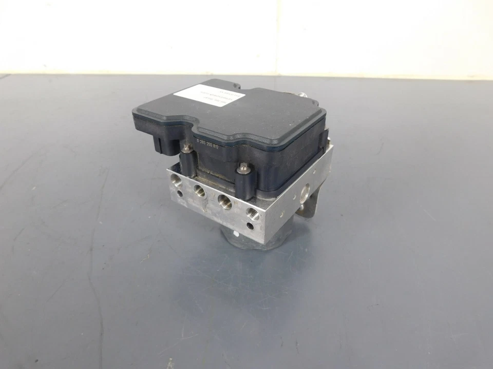 2016 13 14 15 16 保时捷 981 Cayman GT4 ABS 制动泵模块 #2049 B1 — 第 2/4 张图片