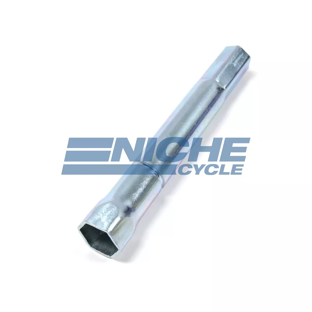Spark plug clearance extractor socket