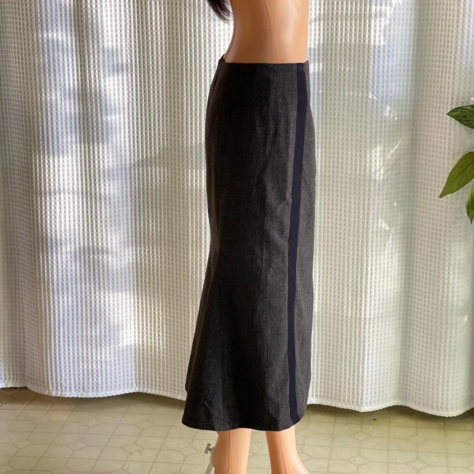 NUEVO CON ETIQUETAS Falda Midi De Colección Y2K Annette Görtz Para Mujer Gris Mezcla Lana Talla 34 EE. UU. Pequeña Foto 3 de 4