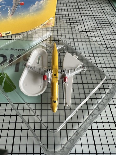NEW VIRGIN SUN AIRLINES A321 SJVIR160 (REG. G-VKIS) 1:500 SCALE DIECAST METAL - Picture 5 of 5