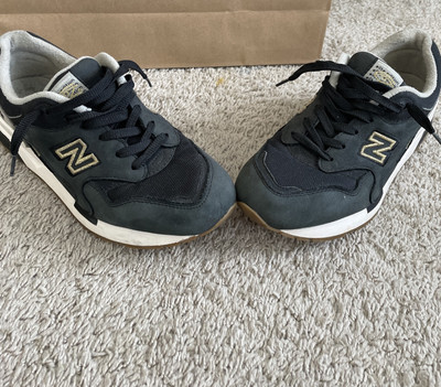 Size 9.5 - New Balance 1600 Elite Edition Black/Gold