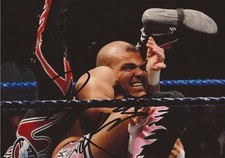 WWE WRESTLING * TYSON KIDD SIGNED 6x4 ACTION PHOTO+COA 