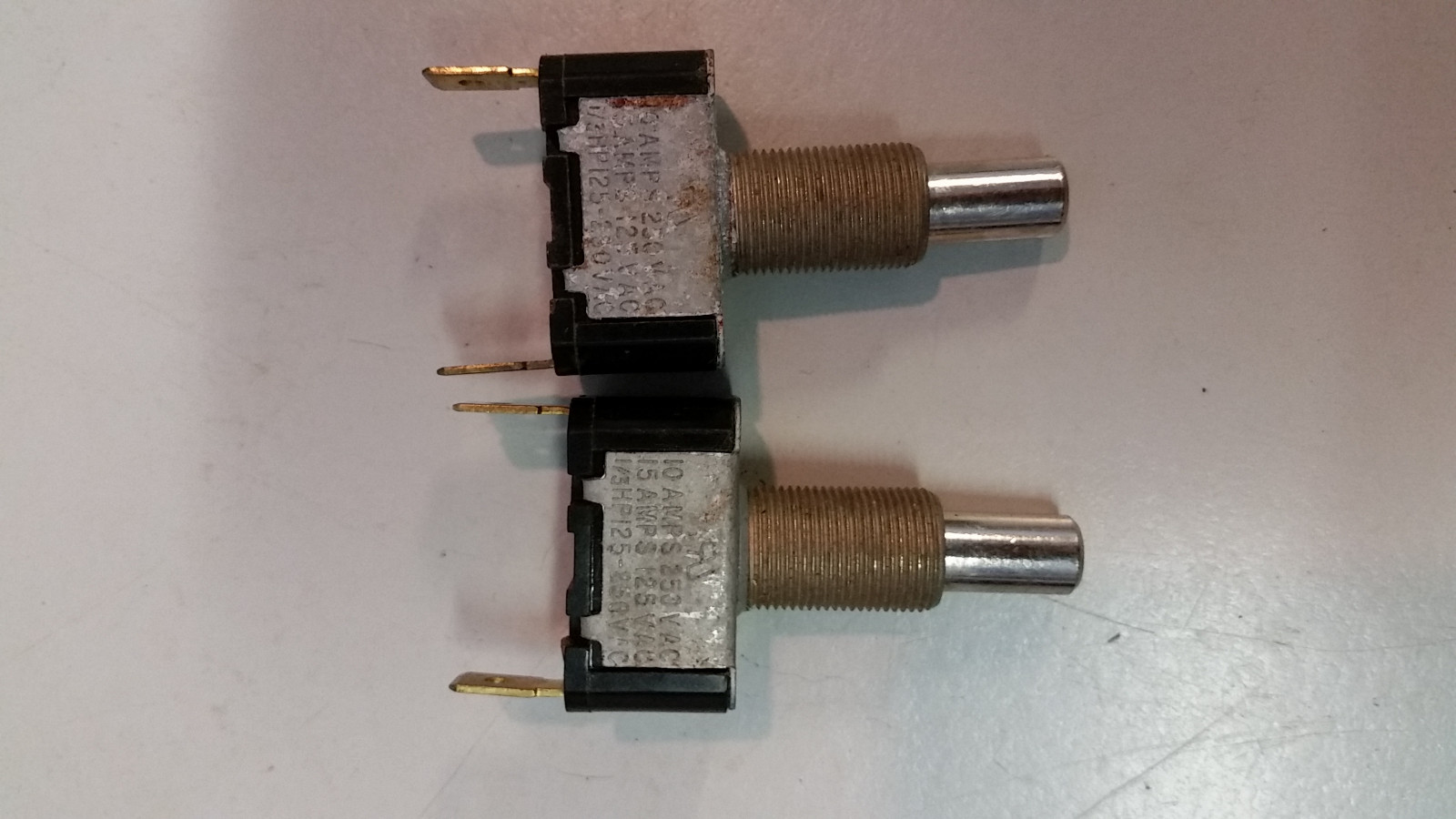 ETN Eaton Toggle Switch 10amp 250V /15amp 125V 1/3HP 125-250V (Lot of 2 ...