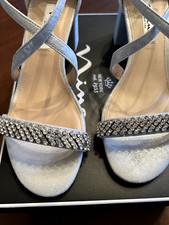 Nina Womens Nora Silver Block Heel Dress Sandals Size 7M pre owned