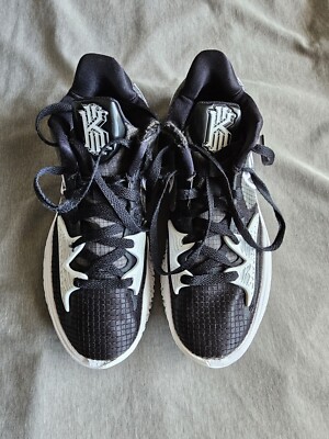 Size 8 - Nike Kyrie 4 Low TB Black White 2021 Nike Kyrie  display picture 2