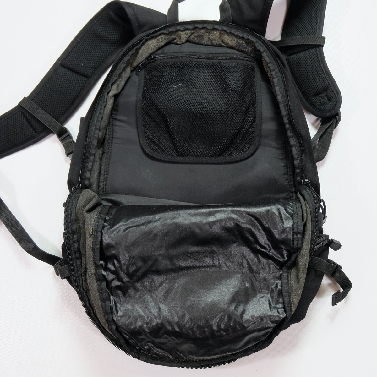 Supreme 2010SS BACKPACK GUIDE 28 BLACK