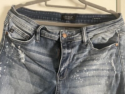 Women s JUDY BLUE Boyfriend Fit Distressed Splatter Jeans JB82169LT Size 13/31