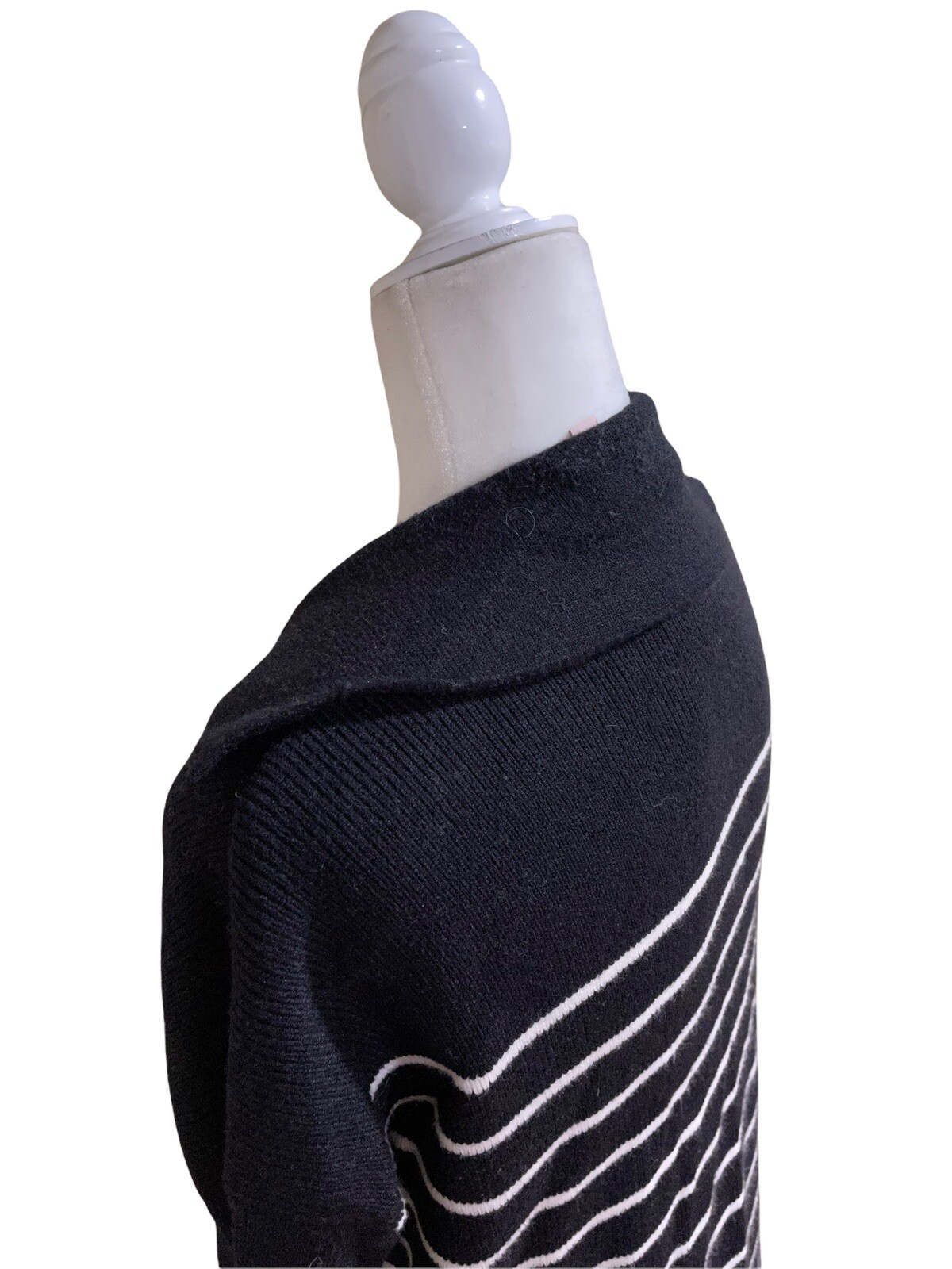 Philosophy Split Neck Collar Striped Sweater Wome… - image 5