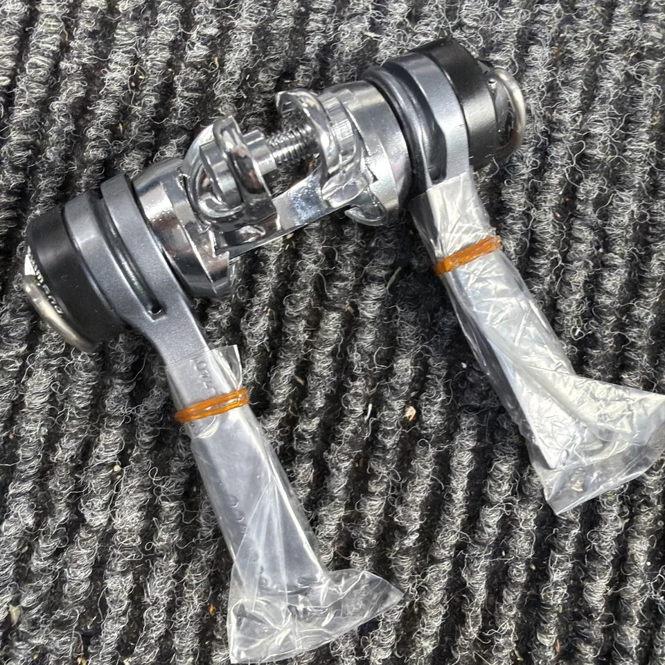 Nuevo en caja Cambios de tubo descendente Shimano Dura Ace SL-7401 índice de siete velocidades Foto 4 de 4