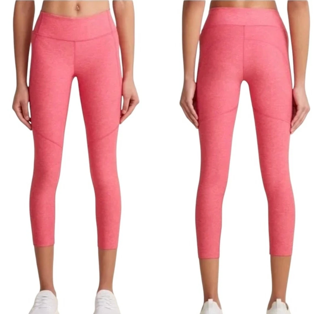 Outdoor Voices Sz M Flamingo Pink Cropped Warmup Leggings
Opens in a new window or tab