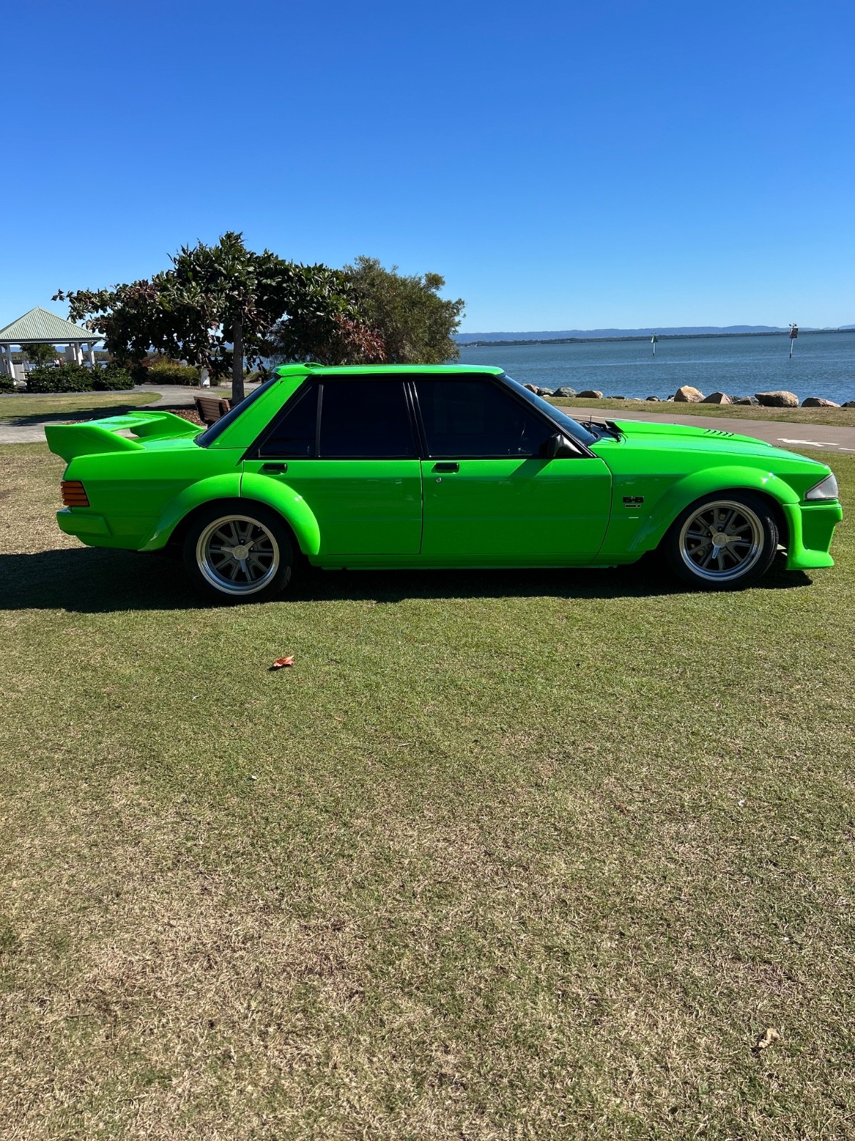 Picture 2 of 16