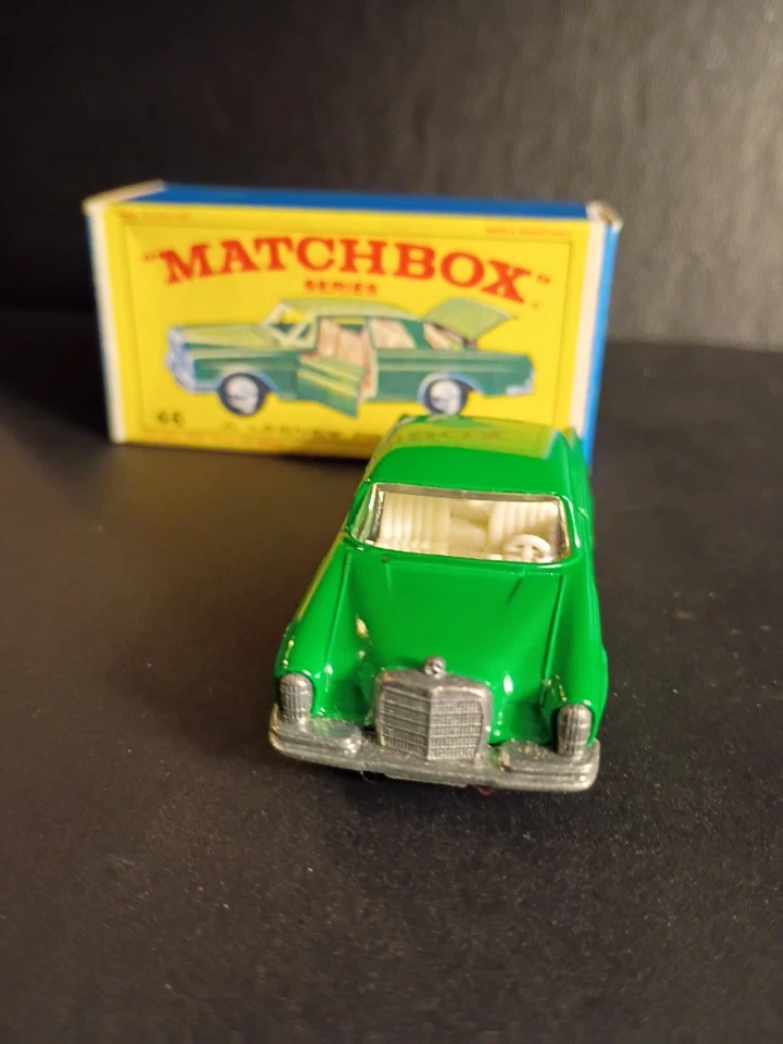 Matchbox #46C Mercedes Benz 300 SE 1968 Green In Solid Original E4 Box - Image 4 of 4