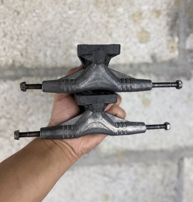 Gullwing Street Shadow - Vintage Skateboard Trucks - 6,5 Hanger - Paar