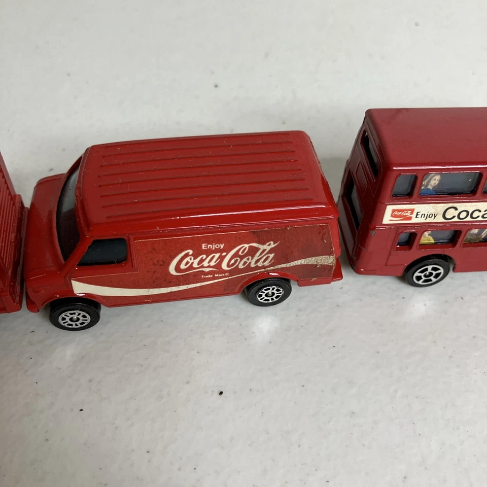 Corgi Juniors Junkyard lot Coke Van Box Truck Double Decker - Image 3 of 4