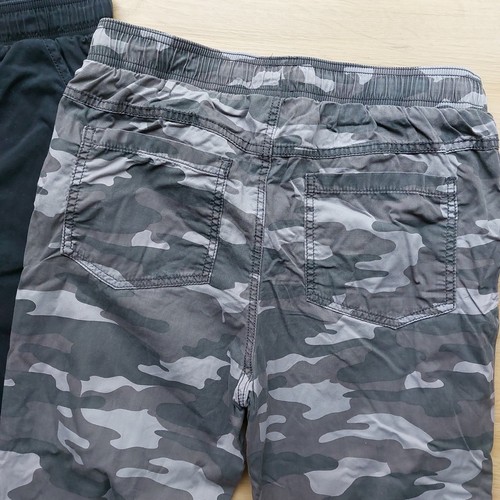 2 Jogpants Gr. 176 C&A dünn gefüttert Schwarz & Grau Camouflage Junge Hose Jeans - Bild 6 von 9