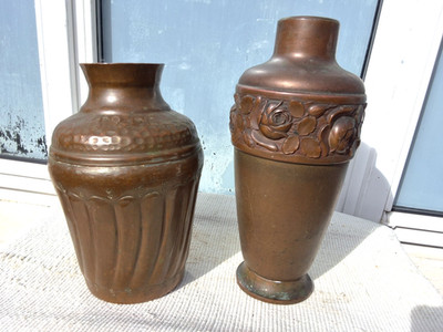 ANTIKE ÄGYPTISCHE GEHÄMMERTE KUPFER VASE