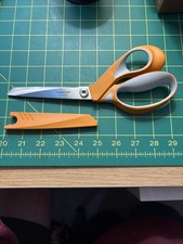FISKARS Softgrip RazorEdge Shears 9"