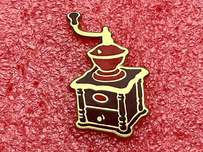 T33 Pins CAFFE GRAIN MILL Antique Old Coffee Grinder Vintage Lapel Pin