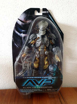 AVP - Alien vs. Predator - Masked Scar Predator Actionfigur von NECA