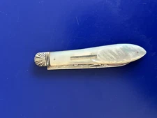 PETIT COUTEAU PLIANT NACRE ARGENT ANGLAIS  (CANIF A FRUIT)