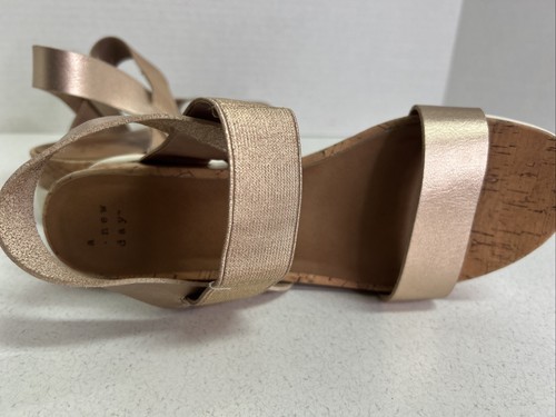 Damskie złote metaliczne sandały z paskami A New Day Rozmiar 8 M - Zdjęcie 8 z 11