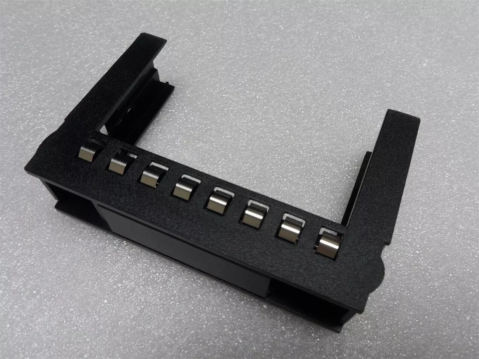 DELL EMC POWEREDGE SERVER R540 R740 R740xd LFF 3.5" HDD BAY FILLER F3F7V 0F3F7V - Image 2 of 2