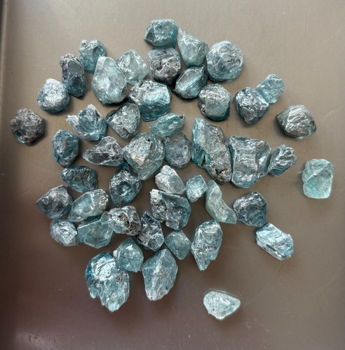 Good Lot 353 cts Heated Blue Colour Zircon Rough - Picture 2 of 6