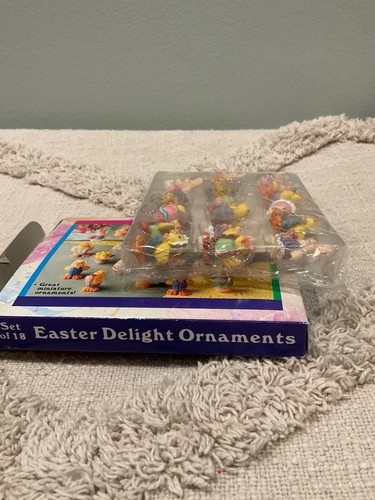 Mini adorno de Pascua vintage juego de etiquetas de regalo de 18 poliestireno pintado a mano Giftco - Imagen 4 de 4