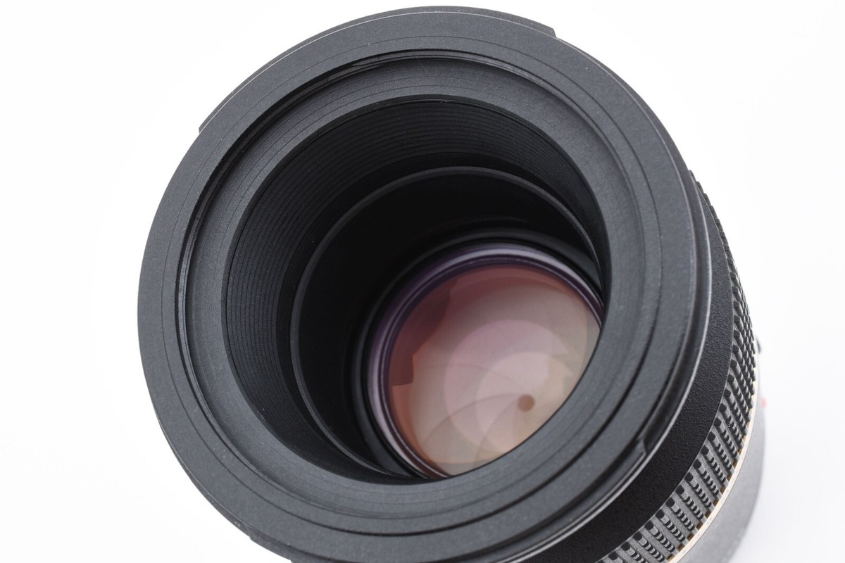 TAMRON SP AF 90mm F/2.8 Di Macro Lens 272E Sony A w/hood