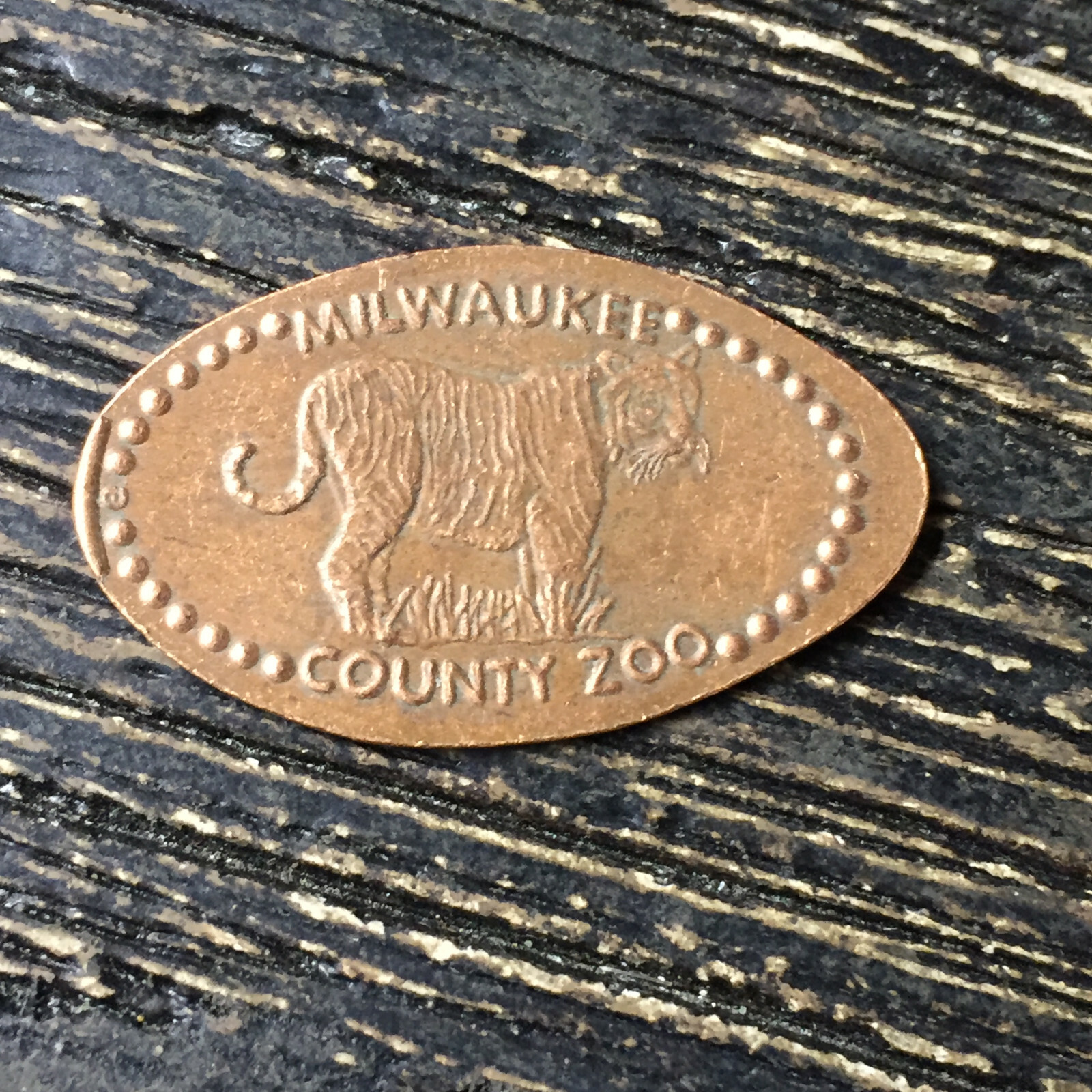 Milwaukee county zoo tiger Copper pressed smashed elongated penny B239