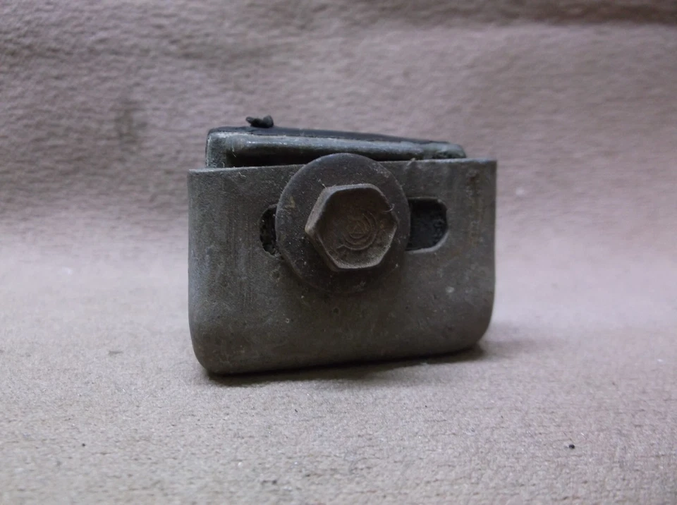 Mercury Cougar XR7 1969 1970 Ford Mustang Boss puerta cristal tope delantero soporte Foto 4 de 4