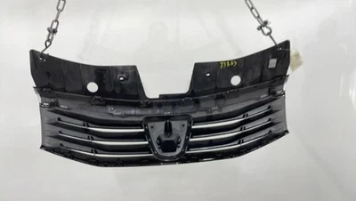 Calandre DACIA SANDERO 1 8200735104 K7J714 - Photo 1/4