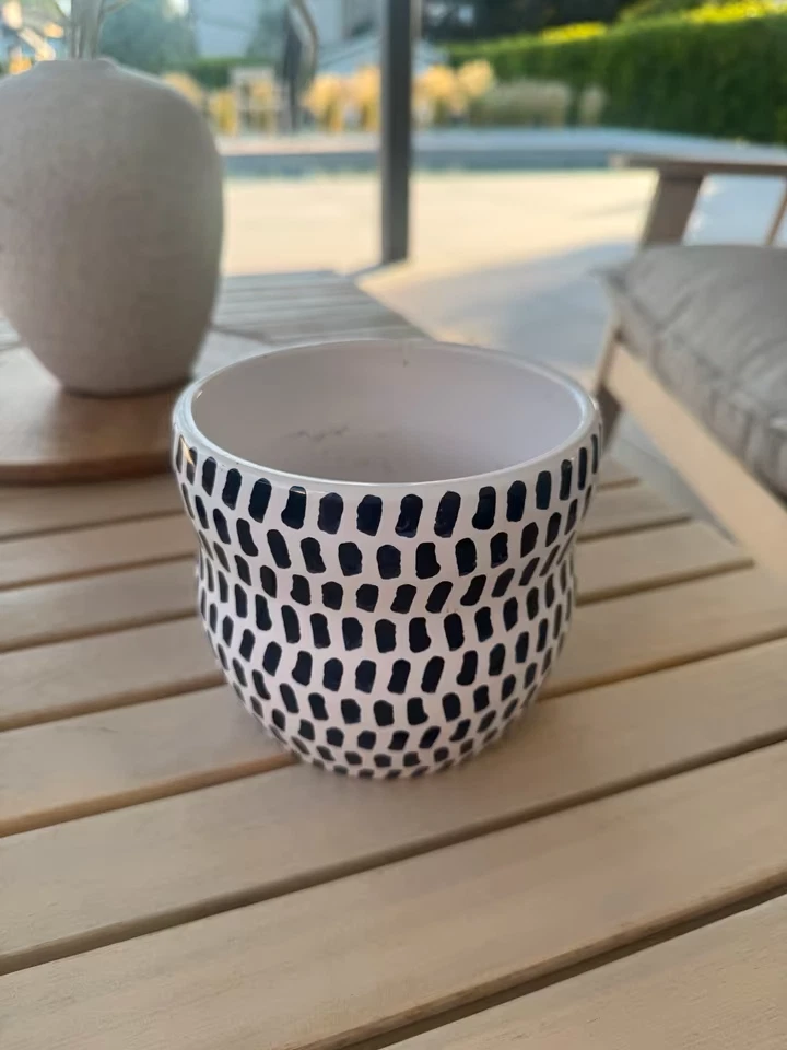 Blumentopf / Übertopf / Keramik / Dots / Skandi / H 11cm / D 10,5cm - Bild 1 von 1