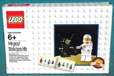 LEGO 5002812 Promotional ~ CLASSIC SPACEMAN MINIFIGURE ~ NEW Retired White Space