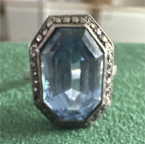 Vintage Octagonal Blue Stone Ring Silver Blue Bezel Setting Ornate Design