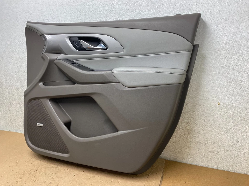 2018-2021 Chevrolet Traverse Front Right Passenger Side Panel Door Trim S4287 DG - Image 2 of 4