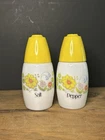Vtg 70’s Gemco Westinghouse “Meadow” Salt & Pepper Shakers Milk Glass Yellow