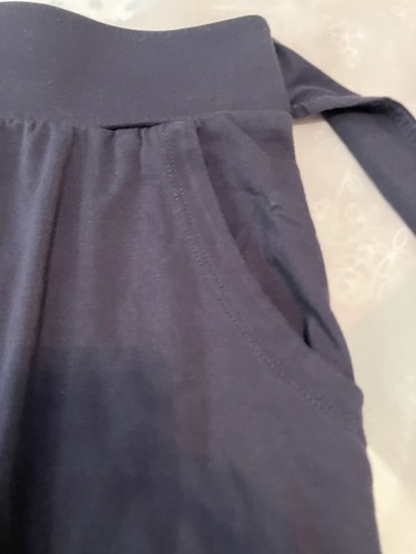 Gaiam Women's Yoga Shorts With Tie Size Large Gray Coal Color - Picture 6 of 7