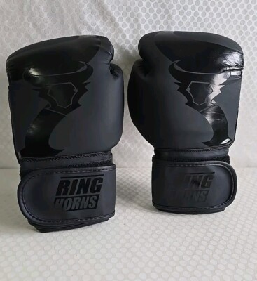 Ring Horns Black Charger Boxhandschuhe 12oz Black Venum